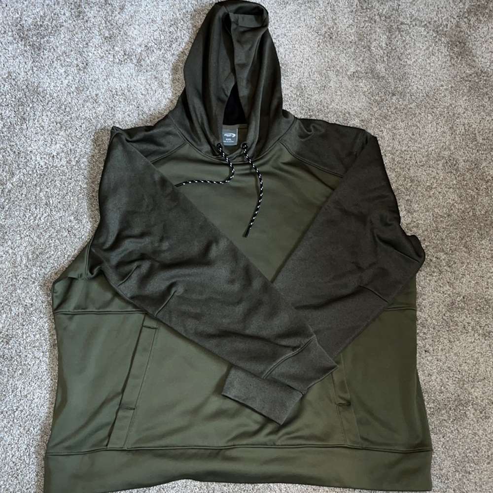 XXXL Nike men’s hoodie…Never Worn!!!